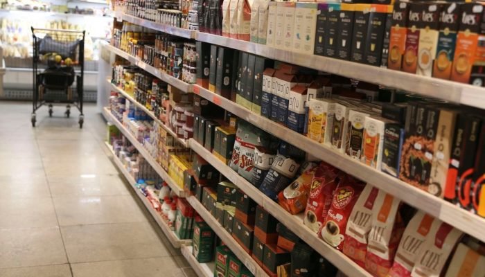 Supermercado Carvalho implementa jornada 5×2 em Teresina