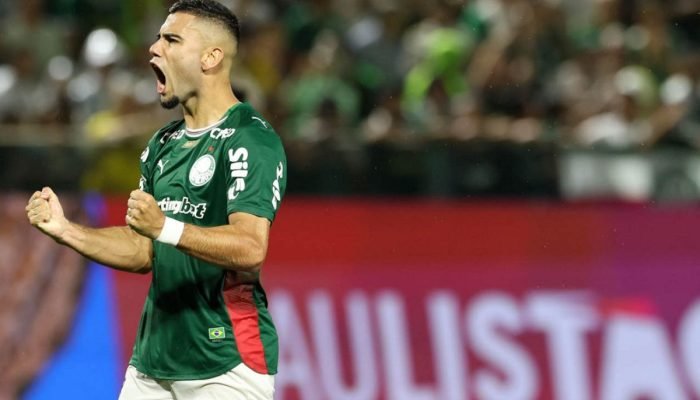 Palmeiras enfrenta Athletico Paranaense no Brasileirão; saiba onde assistir