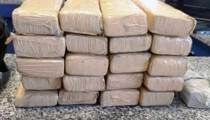 Monges budistas são presos com 110 kg de maconha no Sri Lanka