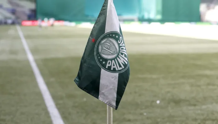 Palmeiras discute saída da Libra e opõe-se a acordo com Flamengo