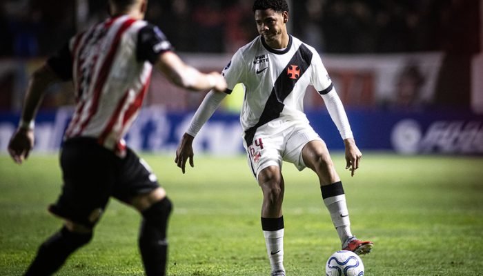 Vasco enfrenta Olimpia na Sul-americana; saiba onde assistir
