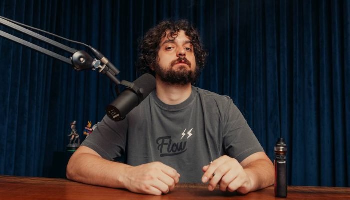 Youtube exclui canal de Monark após retorno anunciado