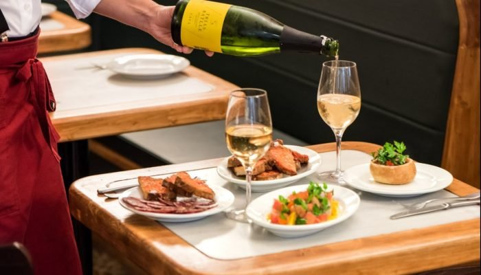 Imposto Seletivo sobre bebidas pode elevar preços e impactar restaurantes