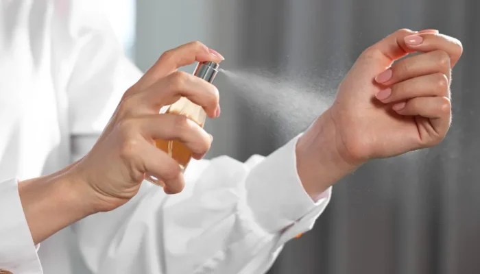 Dicas para aplicar perfume e aumentar a durabilidade da fragrância