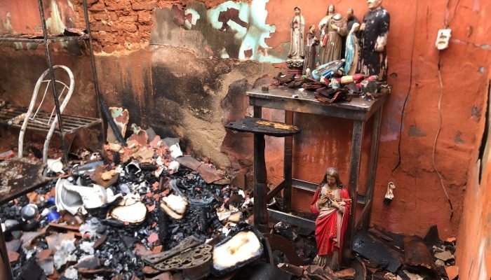 Incêndio em Picos: imagem de Jesus permanece intacta em meio à destruição