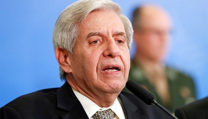 Moraes autoriza acompanhamento psicológico para Augusto Heleno