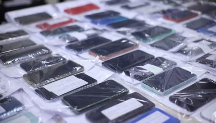 Secretaria de Segurança devolve 153 celulares recuperados em Teresina