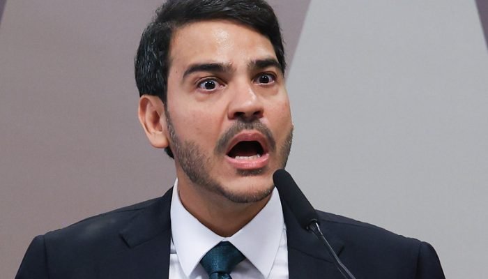 Ação no STF contesta rejeição da indicação de Messias ao Senado