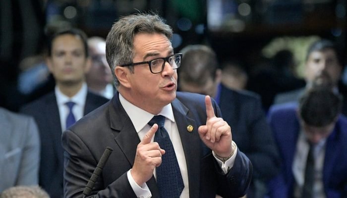 Ciro Nogueira promete renunciar se for denunciado no caso Master