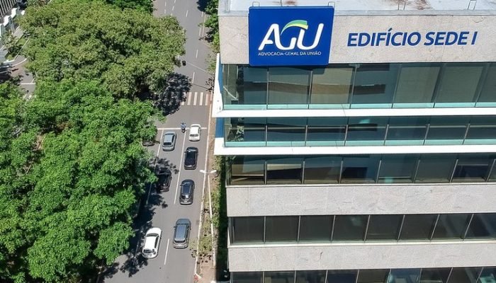 AGU revoga ampliação de auxílio-saúde para academia e fertilização in vitro