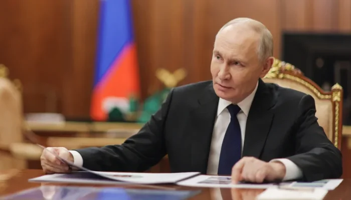 Putin diz que conflito na Ucrânia está próximo do fim