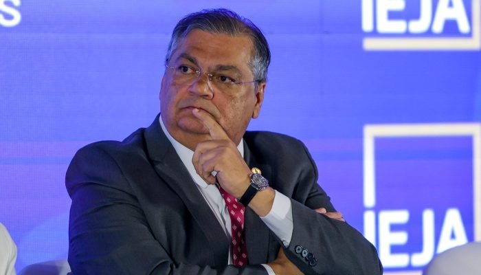 Flávio Dino defende decisões monocráticas no STF para evitar colapso jurisdicional
