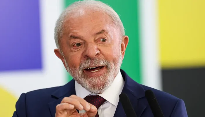 Lula veta projeto que reconhece estágio como experiência profissional