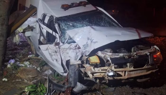 Acidente com carro funerário no Sul do Piauí deixa feridos