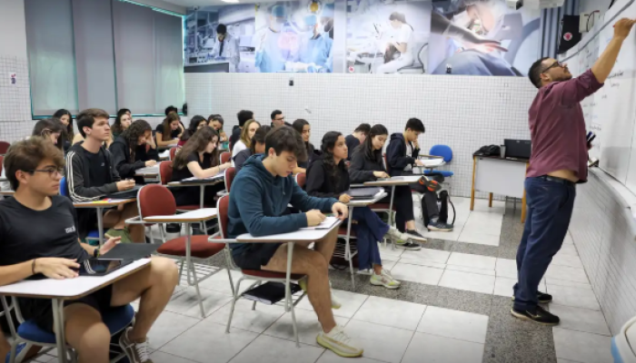 Estudantes podem renegociar dívidas do Fies a partir de quarta-feira