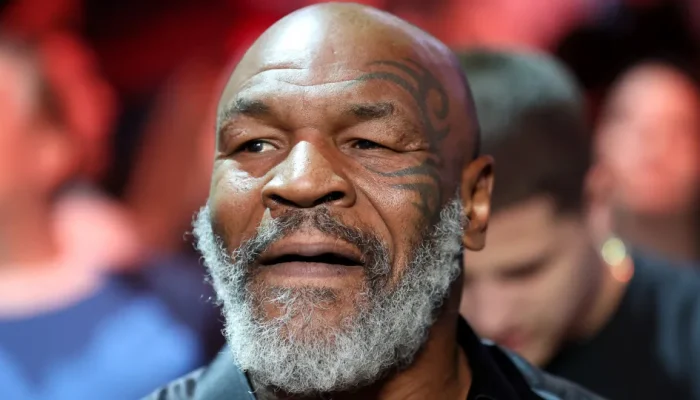 Mike Tyson relembra encontro tenso com Brad Pitt e Robin Givens
