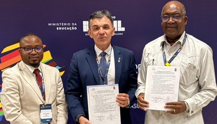 Uespi firma parcerias com universidades africanas em evento internacional