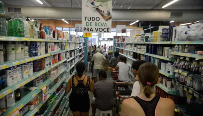 Prévia da inflação registra alta de 0,62% em maio, impulsionada por alimentos e bebidas