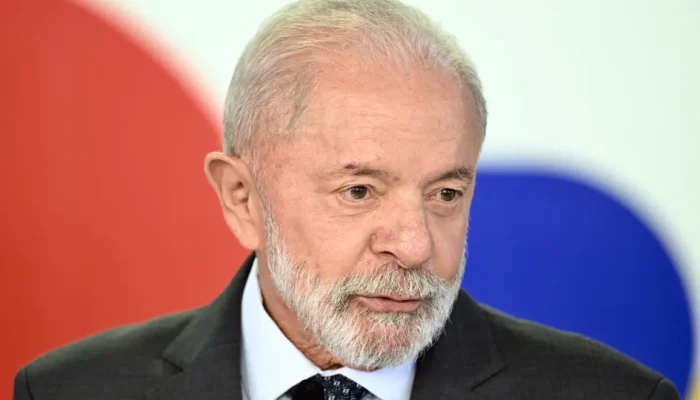 Lula defende que Petrobras deve priorizar interesses do Brasil