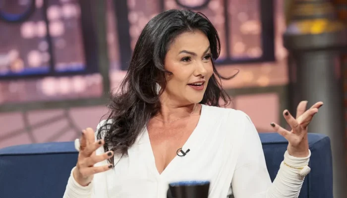 Suzana Alves fala sobre desconforto com a fama de Tiazinha e seus arrependimentos