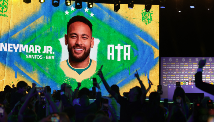 Neymar enfrenta desafios com lesões e limitações antes da Copa do Mundo