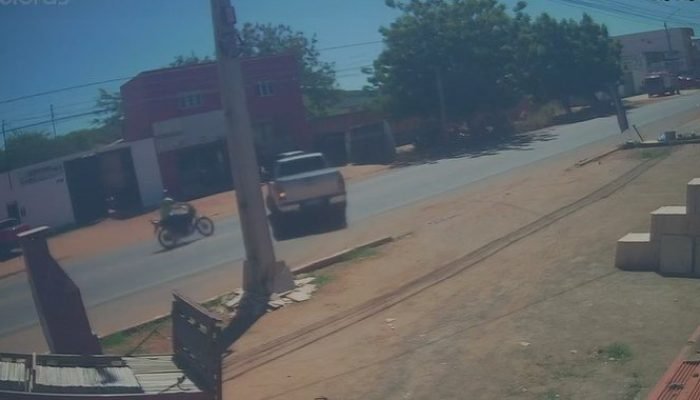 Motociclista morre em acidente após colisão com carro em Picos