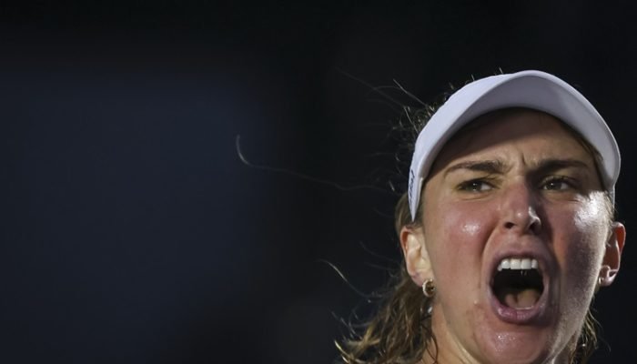 Bia Haddad avança às oitavas de final nas duplas de Roland Garros