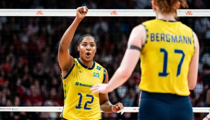 Brasil derrota Itália no tie-break e encerra série invicta no vôlei