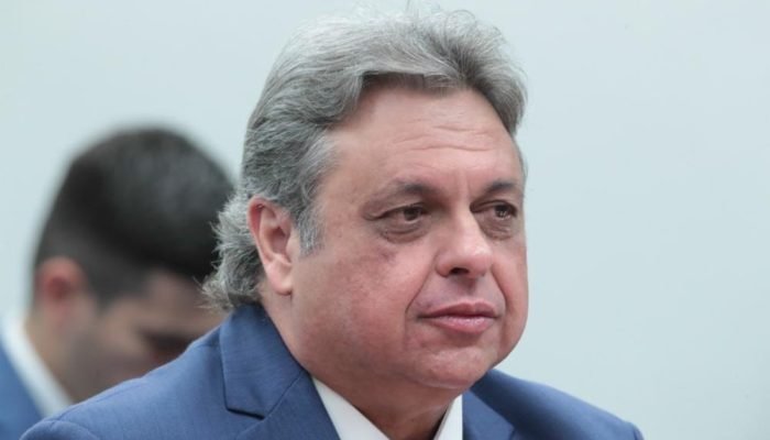 Júlio Arcoverde deixa UTI e se prepara para voltar ao Piauí