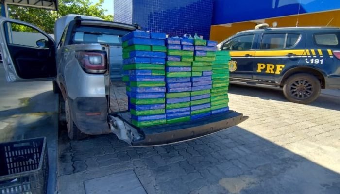 Polícia Rodoviária Federal apreende 135 kg de cocaína em picape no Piauí