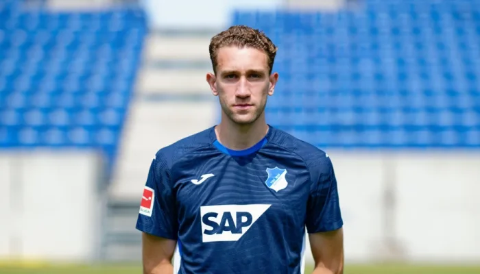 São Paulo busca zagueiro Arthur Chaves em negociação com o Hoffenheim