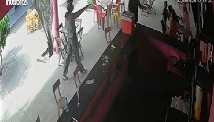 Assalto a estabelecimento em Parnaíba resulta em roubo de joias e celulares