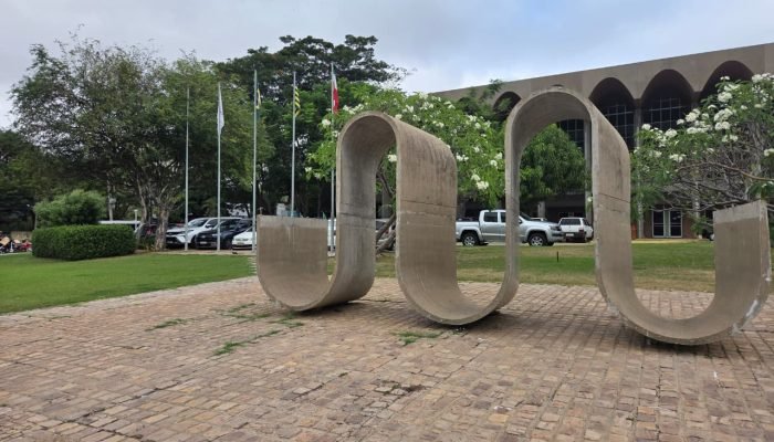 Alepi aprova empréstimos que somam R$ 1,5 bilhão para infraestrutura e saúde