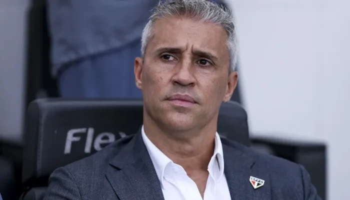 Hernán Crespo negocia com clube do Qatar após saída do São Paulo