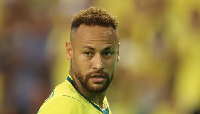 Guru das Copas prevê eliminação do Brasil para o Japão
