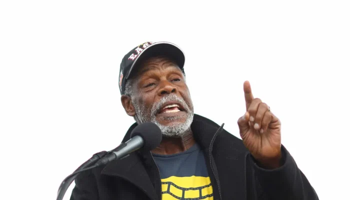 Danny Glover revela diagnóstico de Alzheimer e compartilha sua experiência