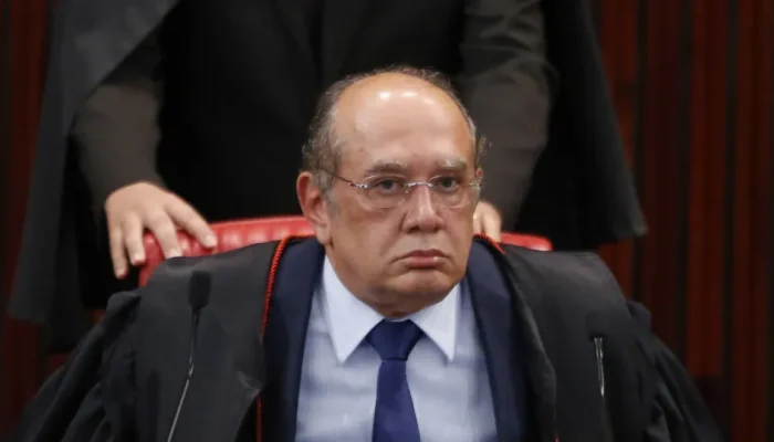 Gilmar Mendes restabelece aposentadoria especial do ex-governador Requião