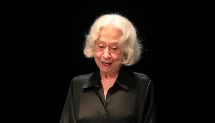 Fernanda Montenegro lança perfis no Tiktok e Youtube aos 96 anos