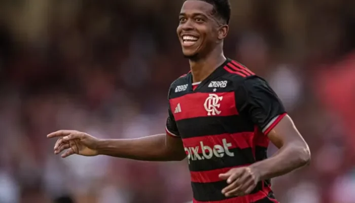 Flamengo empresta Carlinhos ao Athletic até o fim do contrato