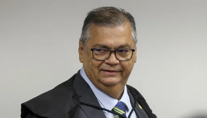 Dino cobra explicações de presidentes de 21 partidos sobre emendas parlamentares