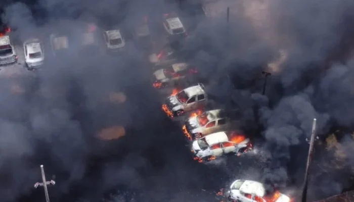 Incêndio em locadora em Picos destrói mais de 20 veículos