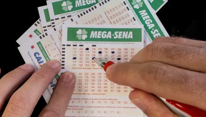 Mega-sena acumula e próximo sorteio pode pagar R$ 50 milhões