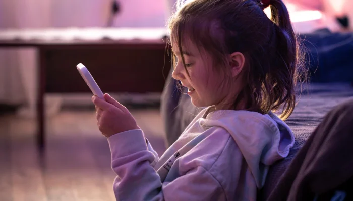 Outubro é mês das crianças e a importância da infância na era digital