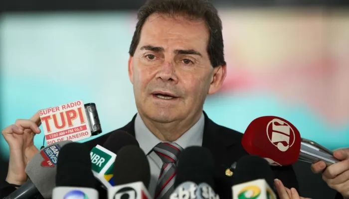 Paulinho da Força solicita impeachment de ministros do STF